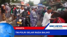 Pencopotan Baliho Rizieq...