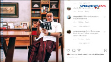 Foto Anies Baca Buku...