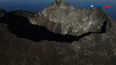 Keindahan Gunung Ile...