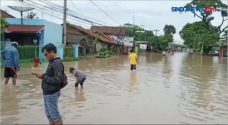 Ratusan Rumah Warga...