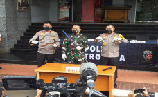 Rekaman Percakapan Jelang...