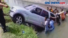 Hilang Konsentrasi Mobil...