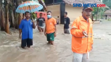 Ratusan Rumah Terendam...