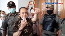 Buruh dan Satpol PP...