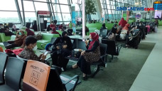 100 Jamaah Umrah Indonesia...
