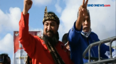 Polemik Bupati WNA,...