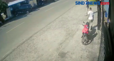 Belum Bisa Mengemudi,...
