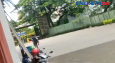 Viral! Seorang Pemuda...