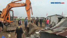 Ricuh Pembongkaran Ratusan...