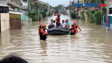 Minggu Pagi, Banjir...