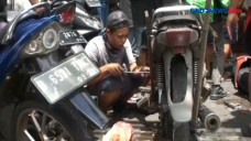 Bengkel Motor Laris...