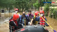 Banjir Satu Meter Masih...