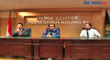 Artidjo Alkostar Berpulang,...