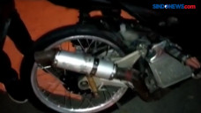 Puluhan Sepeda Motor...