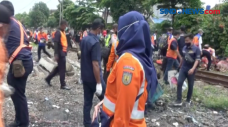 Penertiban Puluhan Gubuk...
