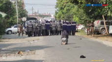 Viral, Aksi Biarawati...