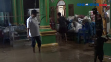 Banjir di Maros Mulai...