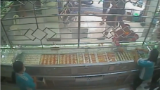 Polisi Masih Buru Perampok...