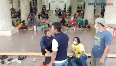 Ratusan Warga Mengungsi...