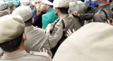 Aksi Mogok Makan Mahasiswa...