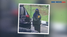 Terduga Teroris Perempuan...