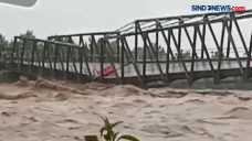 Video Viral Jembatan...