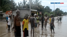 Korban Banjir NTT Butuh...