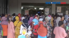 Ratusan Warga Subang...