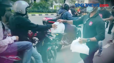 Berbagi Keberkahan Baja...