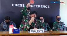 Sambil Menangis Panglima...