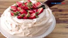 Berbuka dengan Pavlova,...