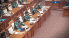 Rapat dengan DPR, Panglima...