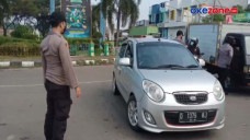 Tak Kantongi Surat Persyaratan...