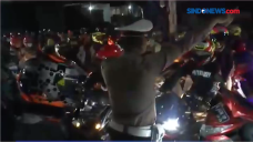 Ribuan Pemudik Jebol...