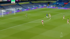 Arsenal Curi Poin Penuh...