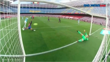 Dua Gol Santi Mina Pastikan...