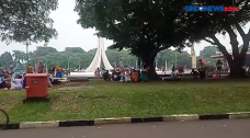Siang Ini Pengunjung...