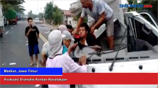 Evakuasi Dramatis Korban...