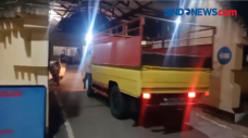 Aksi Balap Menggunakan...