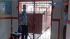 Polisi Tangkap Penyelundup...