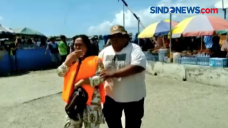 Ratusan Penumpang Kapal...