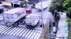 Emak-emak Pengendara...