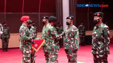 Panglima TNI Pimpin...