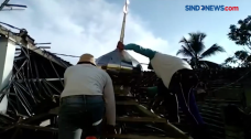 Usai Jamaah Salat Isya,...