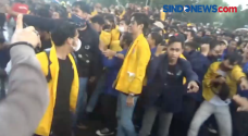 Bentrokan Mahasiswa...