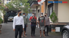 Gunakan KTP Palsu, Tiga...