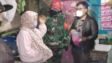 Warga Tertangkap Basah...