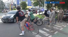 Satpol PP dan Polisi...