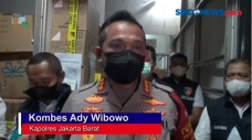 Polisi Bongkar Gudang...