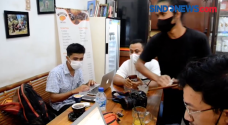 Kopi Gratis untuk Warga...